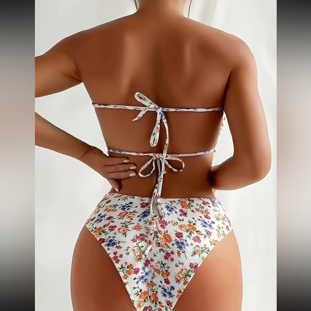 Women’s One Piece Cut-Out Floral Strapless Baithing Suit Size M - Picture 3 of 6